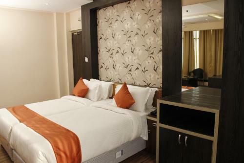 Hotel Larica Inn Rajarhat