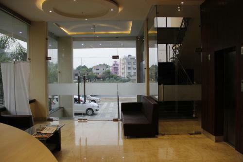 Hotel Larica Inn Rajarhat