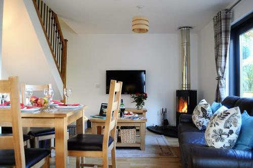 Bluebell Cottage With Hot Tub