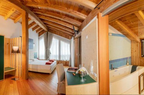 Hotel Palazzo Lodron Bertelli. Dimora Storica & Spa