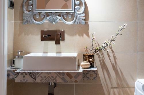 Hostal Lucenova