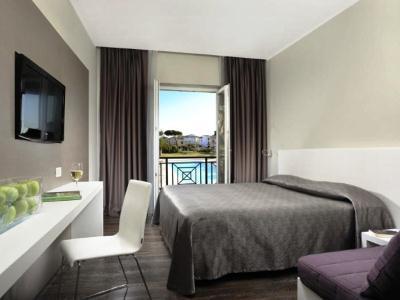 Hotel Golden Tulip Rome Airport