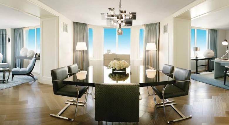 Hotel The London Nyc
