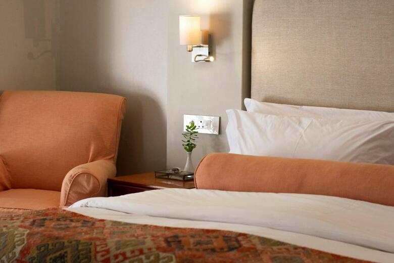 Hotel Five Seasons
