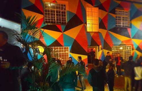Social Hostel Caf� E Bar