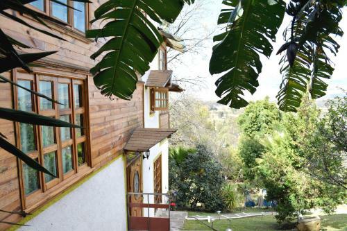 Hostal Caba�as El Chalet
