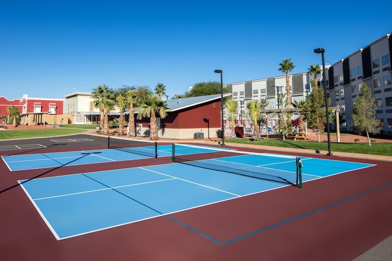 Hotel Rising Star Sports Ranch Resort