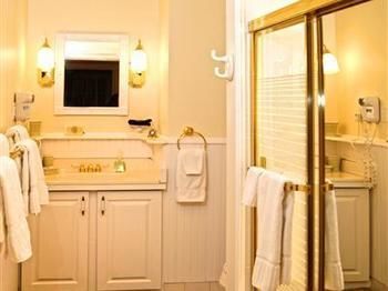 Bed & Breakfast Foxfield Inn