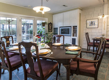 Bed & Breakfast Foxfield Inn