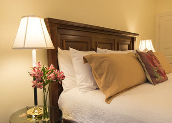 Bed & Breakfast Foxfield Inn