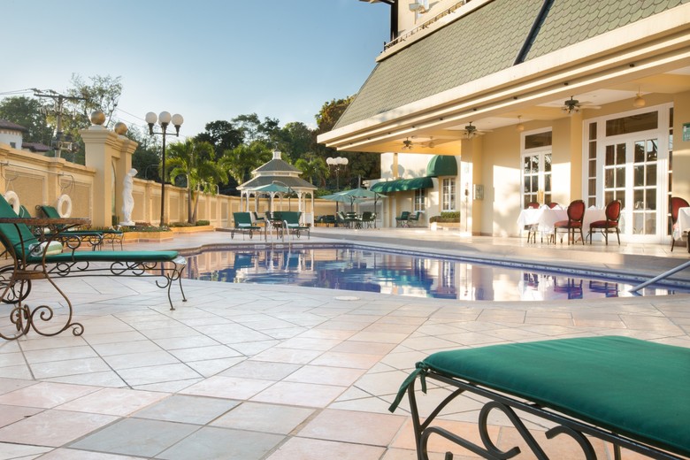 Hotel Barcel� San Salvador