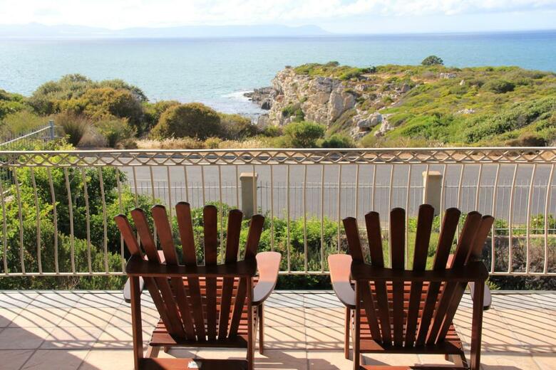 Hotel On The Cliff Guest House