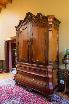 Dutch Manor Antique Hotel