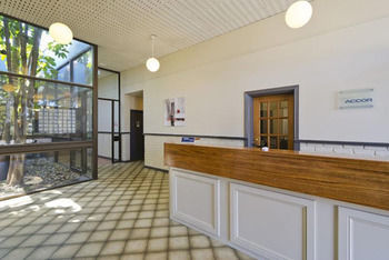 Motel Ibis Styles Sale