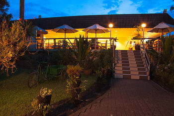 Bird Of Paradise Hotel & Apartments