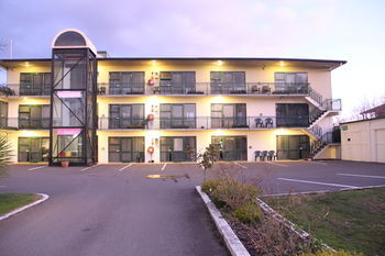 Gateway International Motel