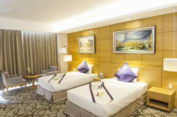Iris Hotel