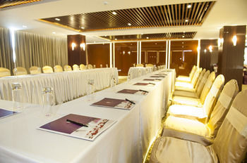Iris Hotel