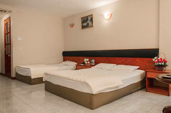 Sunny Hotel