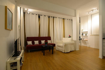 Apartamento Hatzmaot - Bat Yam