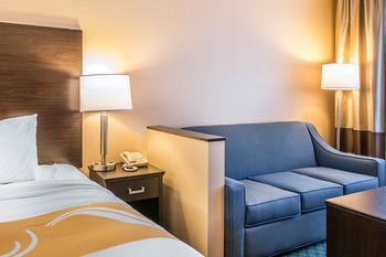 Motel Quality Inn And Suites