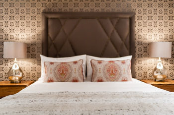 107 Dorpstraat Boutique Hotel