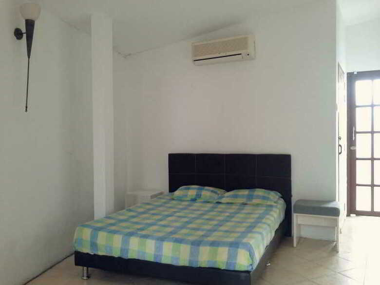 Bed & Breakfast Baan Talay Homestay By The Beach
