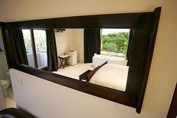 Hotel Leaves Lodge & Spa
