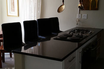 Bed & Breakfast Tweyamo Guest House