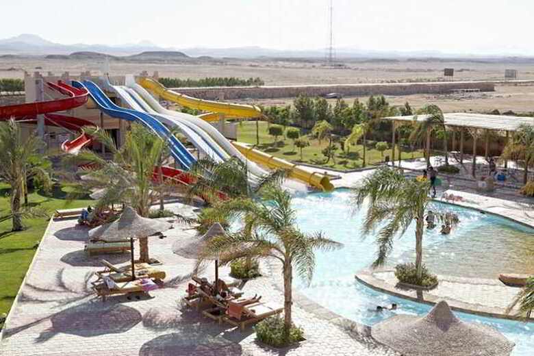 Hotel The Three Corners Sea Beach Resort