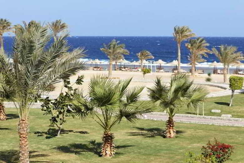 Hotel The Three Corners Sea Beach Resort