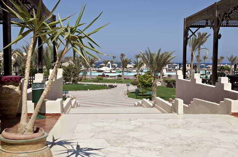 Hotel The Three Corners Sea Beach Resort