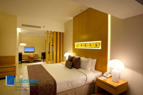 Hotel Lakeshore Banani