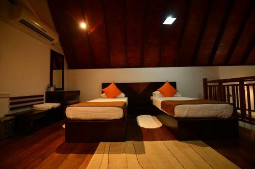 Hotel Laya Waves