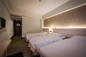 Green World New World Hotel