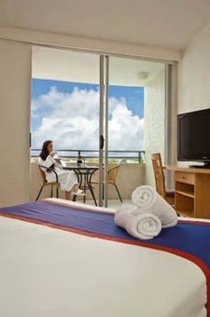 Hotel Ramada Marcoola Beach