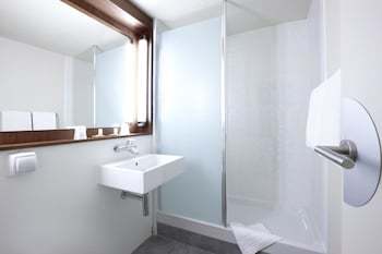 Hotel Campanile Chartres