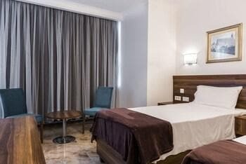 Hotel Slimiza Suites
