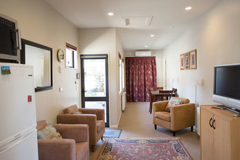 Posada Websters On Wanaka Lodge