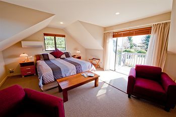 Posada Websters On Wanaka Lodge
