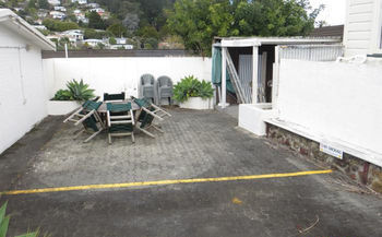Central Court Motel
