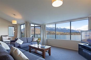 Spinnaker Bay Apartments
