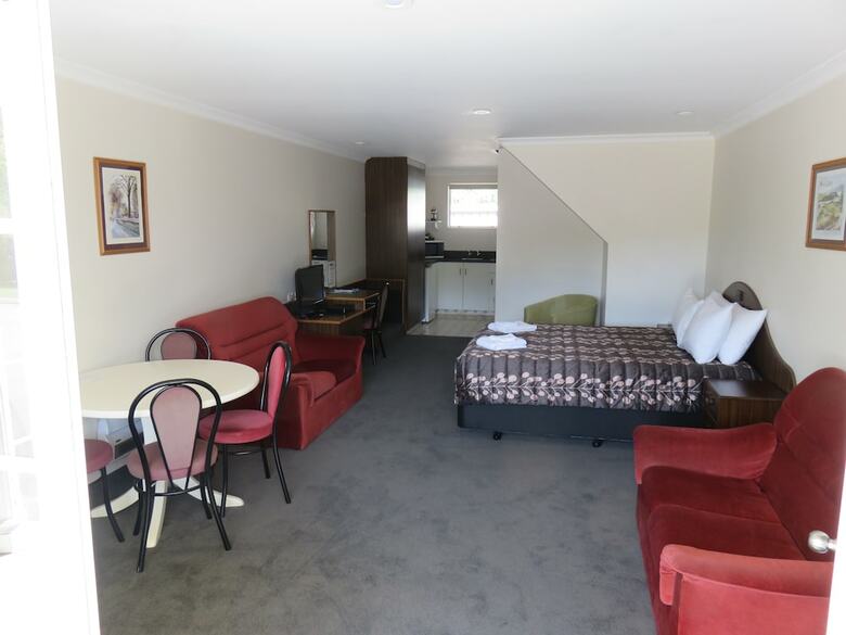 Hotel Admirals Motor Lodge