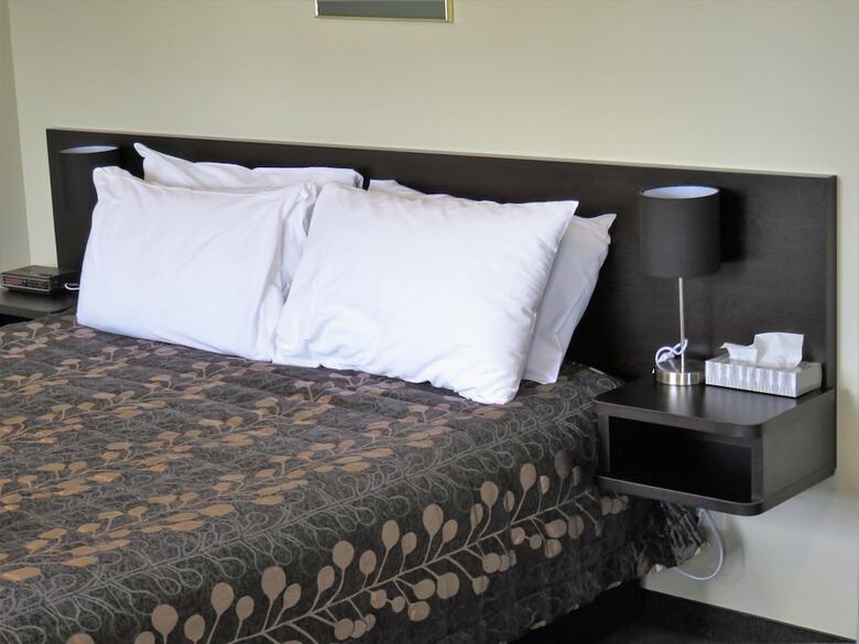 Hotel Admirals Motor Lodge