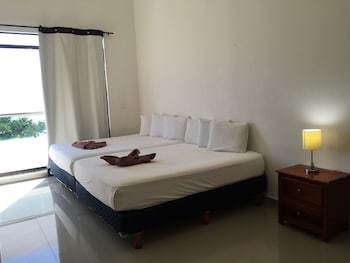 Aparthotel Encantada Condohotel
