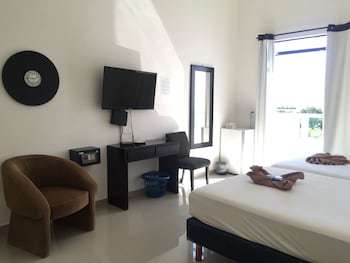 Aparthotel Encantada Condohotel