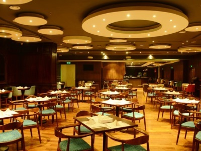 Atiram Premier Hotel