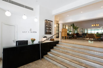 Lily & Bloom Hotel