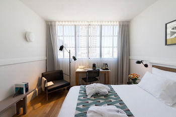 Lily & Bloom Hotel