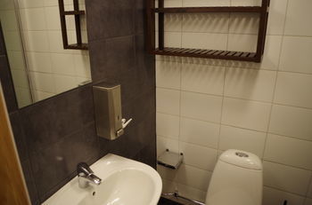 Spoton Hostel & Sportsbar